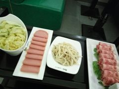 -张大师鸭爪爪特色干锅(南湖店)