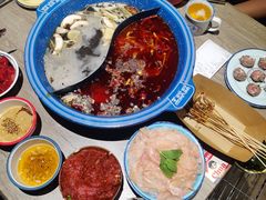 重庆红油经典鸳鸯锅-王歘歘·chuǎ火锅(五道营店)