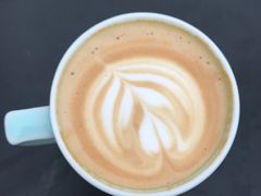 -UNI UNI(环亚凯瑟琳店)