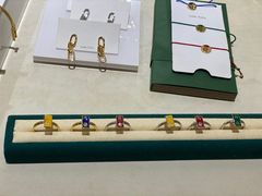 -LADY FAFA(巨鹿路陕西南路路口店)