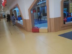 -红黄蓝早教(西海岸旗舰中心)