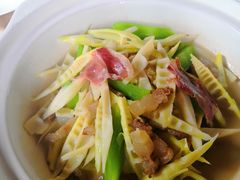 腌笃鲜-老房子金沙元年川菜食府·花园餐厅(金沙店)
