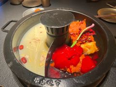 -晓宇重庆火锅(西安荟聚店)