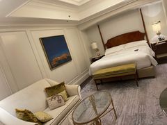 -广州富力丽思卡尔顿酒店