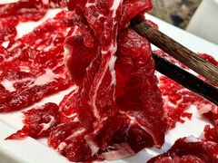 -来龍儿鲜切牛肉自助老火锅
