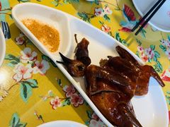 卤鸽-芳姨广东砂锅粥(张庄路店)