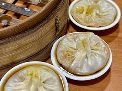 -莱莱小笼·乔艾