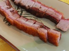 脆皮烧肉-烧鹅妹饭店