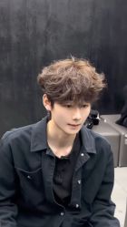 -乾健·烫染·接发SALON