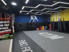 -成杰格斗·拳击·柔术·防身术(建设路店)