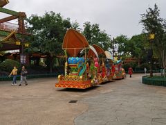 -七彩云南欢乐世界