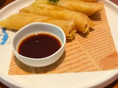 鲜虾炸春卷-山水茶艺馆·点心粤菜·30年老字号