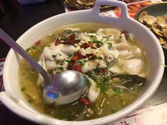 -钳真多钓虾馆·小龙虾海鲜烧烤(九六广场店)