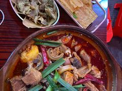 -沙胆彪炭炉牛杂煲(成都玉林店)