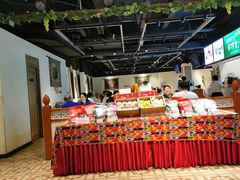 自助取餐区-巴扎美食·新疆菜·西域歌舞表演餐厅(新疆大厦店)