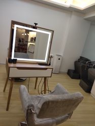-E.L.K造型momopark店