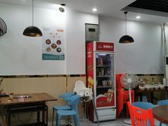 大堂-老何家后安粉·糟粕醋海鲜火锅(三亚湾椰梦长廊店)
