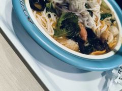 -灵芝妹子海鲜米线(劳动公园店)