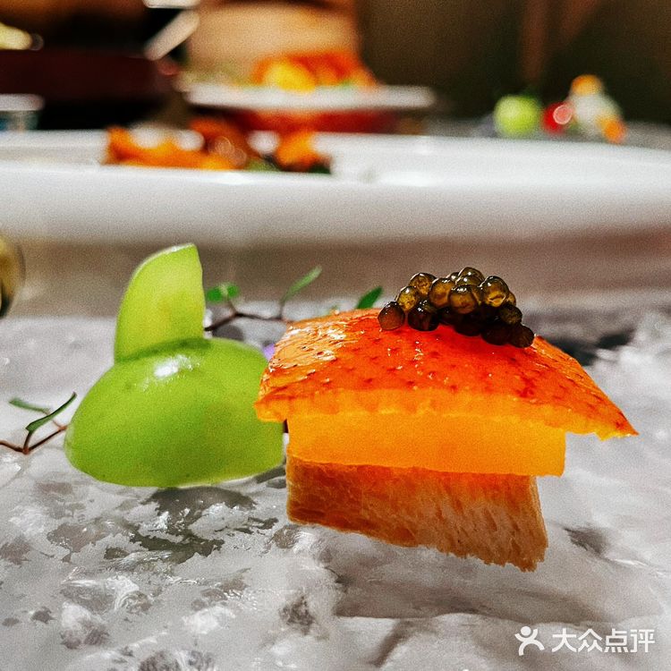 飞天茅台灼烤鸭！！高级轻奢新湘菜体验