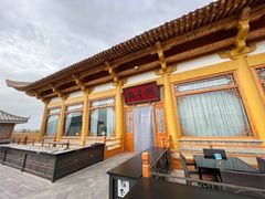 -敦煌山庄摘星阁