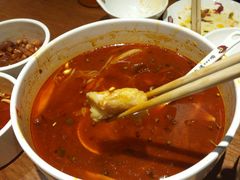 -渝是乎酸菜鱼(龙旗购物中心店)