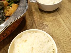 -愉肴麻辣香锅(中山路店)