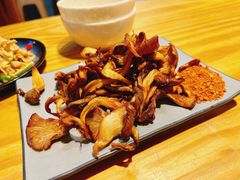 -勺子米线·云南传统小吃市集(四方街店)