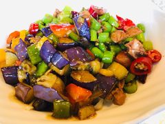 茄子肉丁鸡蛋拌面-文三里屯面馆(三里屯店)