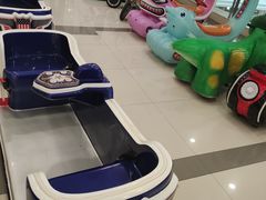-乐享城购物中心