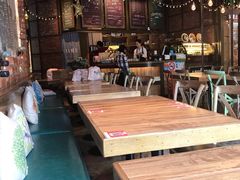 -玛格萝妮(汇智国际商业中心店)