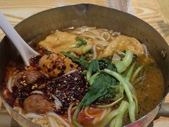 -魔都三兄弟酸辣粉·蘸卤炸串(虹桥万科店)