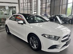 -宁波之星奔驰4S店(海曙店)