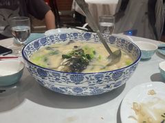 -梅龙镇酒家(南京西路总店)
