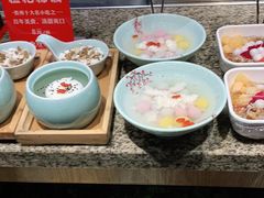 -野山舂·贵州现舂酸汤火锅(鸿通城店)