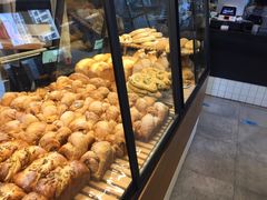 -Dough&Joe团憩(瑞虹天地月亮湾店)