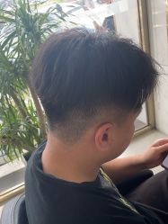 -苏奇发型·烫发染发