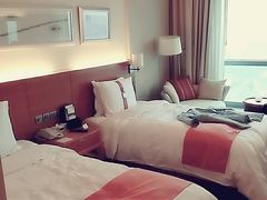 -上海浦东康桥绿地假日酒店