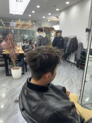 -藤野造型烫染·漂发