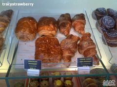 巧克力羊角&nbsp;-西点坊(浦东香格里拉店)