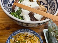 -蜗牛小馆醉乡民谣云南菜(惠新西里店)