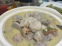 -黄泥岗·地道湖北菜(奥特莱斯店)