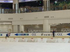 -世纪星滑冰俱乐部(万象城店)