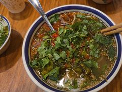 -云阿蛮云南生烫牛肉米线(奉贤路店)