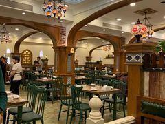 大堂-清真·玛丽亚新疆菜主题餐厅(浙江中路店)