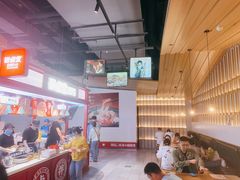 等位区-茶马花街(城西银泰城店)