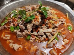 -兔行天下-鸿鹤鲜锅兔(中海国际店)