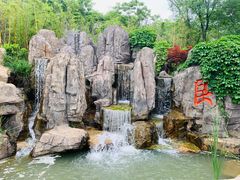 -茅山东方盐湖城景区