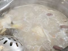 -濠轩阁特色生蚝火锅(水湾路店)