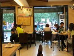 大堂-清真重庆巴爷香辣鸡煲(南小巷店)