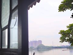 -新华书店(顺峰山公园店)